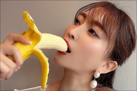 森咲智美 バナナフェラ