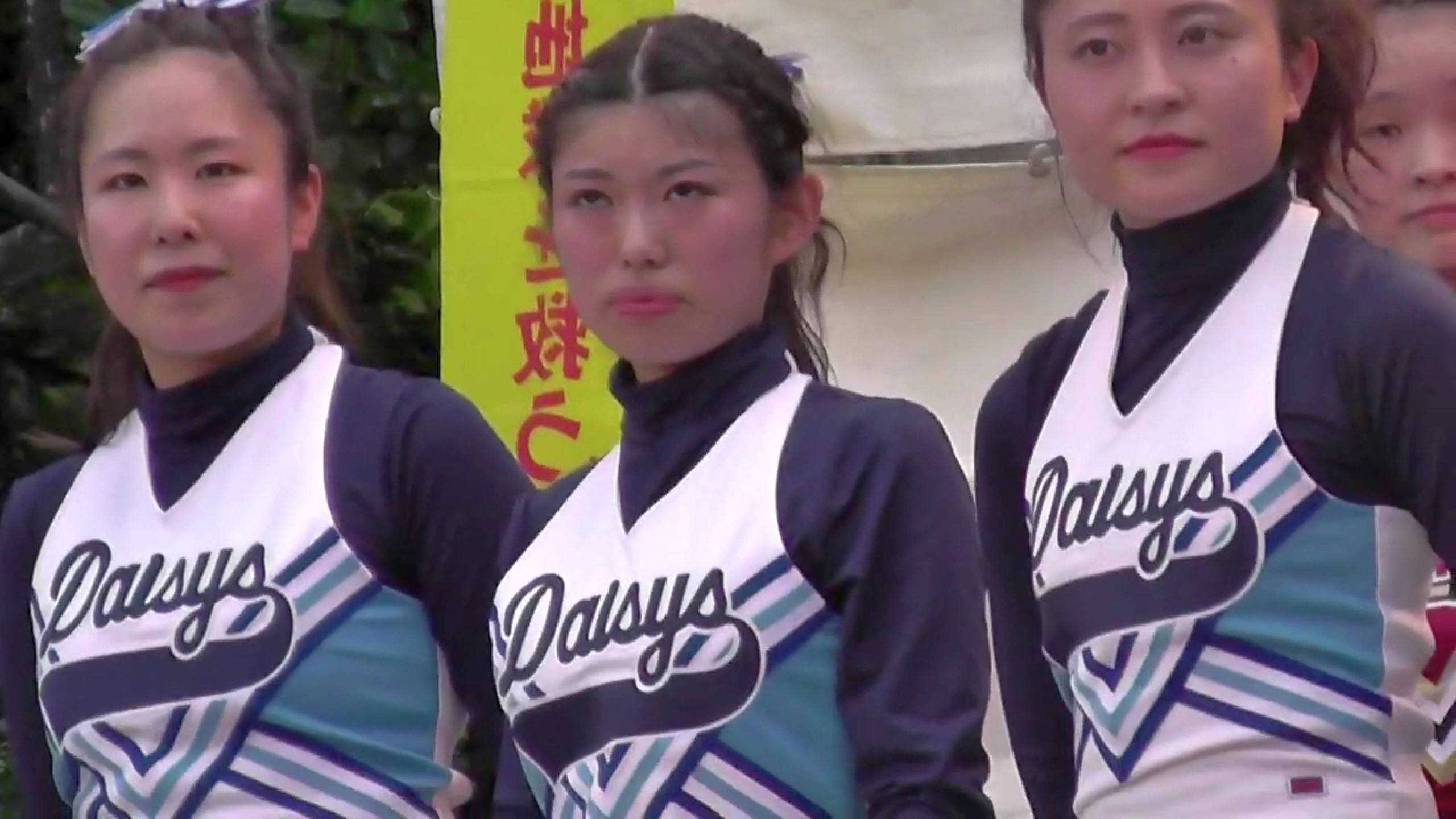 仙台育英高校ＪＫかわいい健康的な女子の高校生徒チアガールチアリーダーミニスカートパンチラ (48)