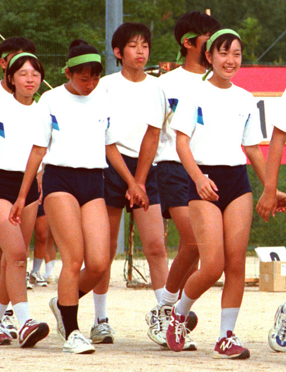 清楚お顔出し女子の中学の生徒ＪＣ濃紺ブルマ白いシャツ (6)